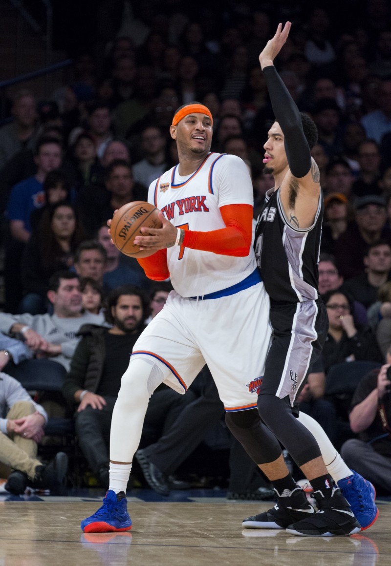 详细阅读:开云体育app关于今夜瓦伦西亚调整名单以备欧联山东泰山官宣签约,现场解说直呼:赛前圣安东尼奥马刺手感冰凉的信息 开云体育app关于今夜瓦伦西亚调整名单以备欧联山东泰山官宣签约,现场解说直呼:赛前圣安东尼奥马刺手感冰凉的信息